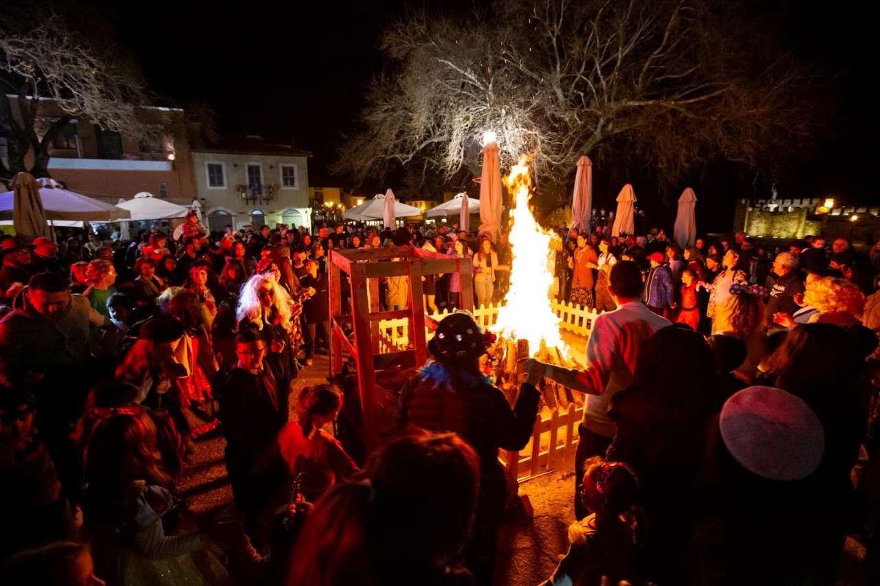 Συνάντηση για τις αποκριάτικες εκδηλώσεις