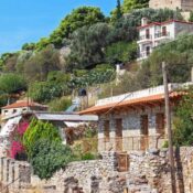 Η Ναύπακτος συνδυάζει παράδοση και σύγχρονη ζωή